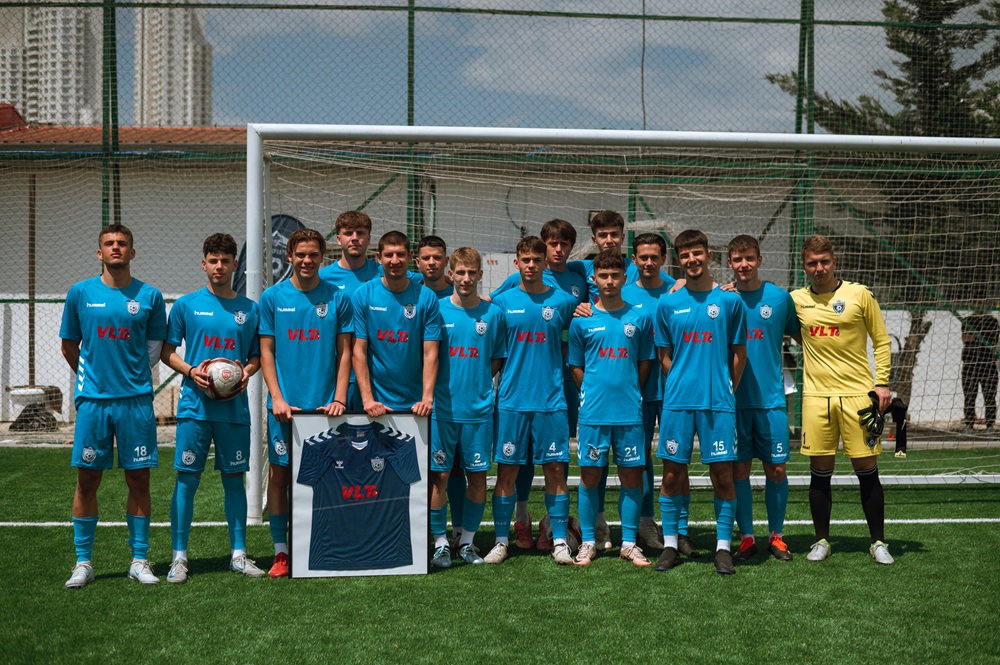 📷 ВИДЕОЛОТАРИЈА КАСИНОС АВСТРИЈА Е ЗЛАТЕН СПОНЗОР НА ФК АЕРОДРОМ Компанијата се залага за светла иднина на македонскиот спорт
