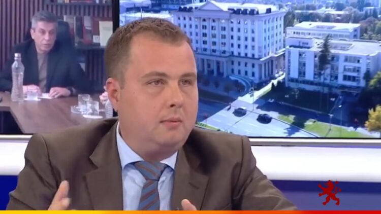 СЀ ДОДЕКА МИЦКОСКИ Е ПРЕМИЕР, АХМЕТИ И АРТАНОВЦИ ЌЕ БИДАТ ВО ОПОЗИЦИЈА Таравари не зуцнал на владините седници ни за балансерот ни за ЕУ