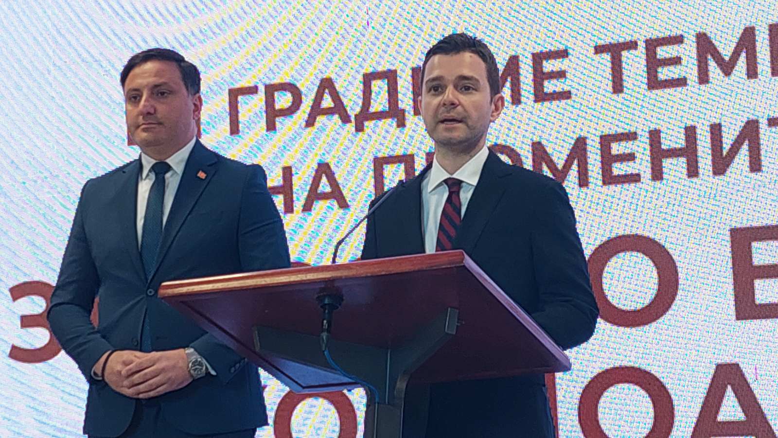 МАКЕДОНИЈА ЌЕ УПАТИ НА РАЗУМ ВО СТРАЗБУР ПРОТИВ „МОДЕРНИОТ“ АМАНДМАН Не е мала работа што ЕУ разбра што прави Бугарија, смета Муцунски