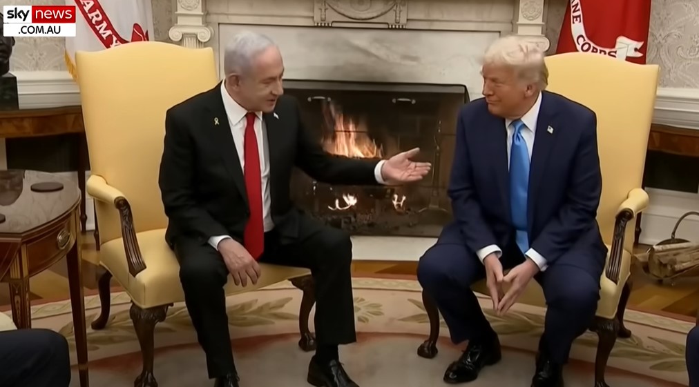 ТРАМП ЗНАЕЛ ЗА ИЗРАЕЛСКИОТ НАПАД УШТЕ ВО ФЕВРУАРИ? Нетанјаху му одржал предавање во Овалната соба