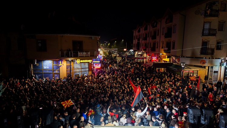 ВРЕМЕ Е ЗА МНОГУ РАБОТА, ВРЕМЕ Е ЗА ЗАЕДНИШТВО! Јовановски им се заблагодари на гласачите за победата во Кичево