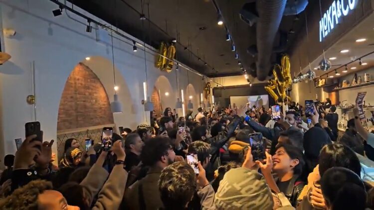 „СЕГА Е НАШЕТО ВРЕМЕ“ Погледнете како муслиманите во Њујорк ја слават победата на Зохран Мамдани