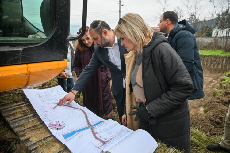 ПОДОБАР ПРИСТАП ДО БАРДОВЦИ И ДО ЗЛОКУЌАНИ, РАСТОВАРУВАЊЕ НА „ПАРТИЗАНСКА“ И НА „ИЛИНДЕНСКА“ Ќе се поврзат мостот во Карпош и улицата Љубљанска