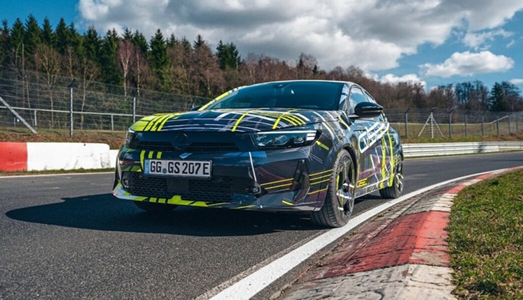 ШПИОНСКИ ФОТОГРАФИИ ОД „CORSA GSE“ Спортската верзија веќе буди интерес