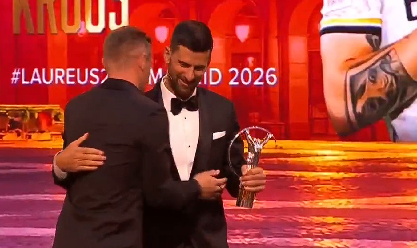 📽️ ЃОКОВИЌ ПРИРЕДИ ШОУ ВО МАДРИД Легендарен фудбалер му искажа почит