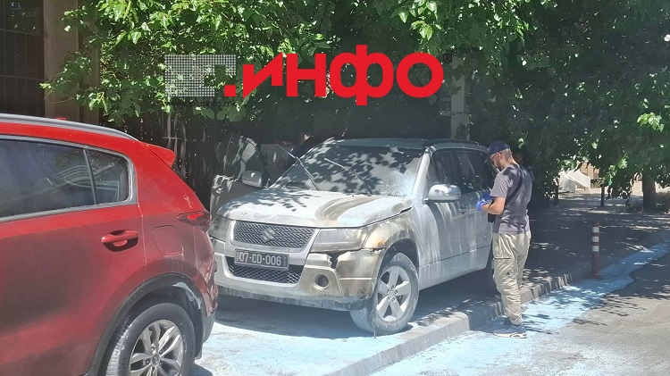 ПОТПАЛИЛ ДВЕ ВОЗИЛА НА БУГАРСКАТА АМБАСАДА И ПОБЕГНАЛ Полицијата трага по млад скопјанец