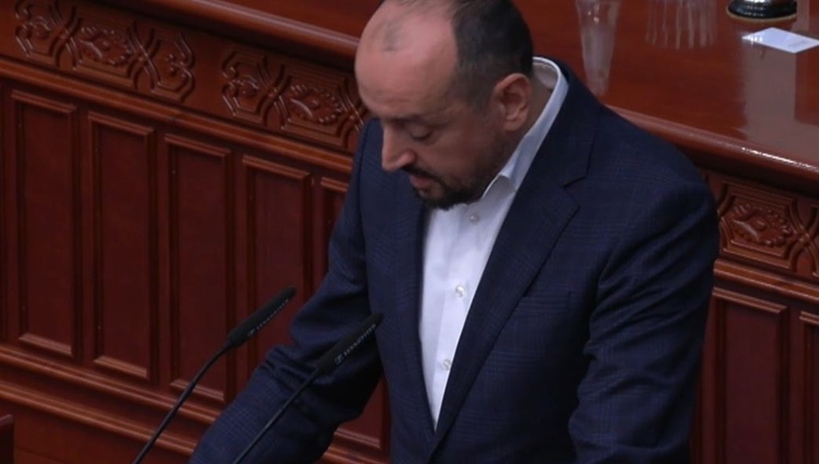 НИСКИ И ПОДМОЛНИ НАВРЕДИ ОД БИТИЌИ КОН ДИМИТРИЕСКА-КОЧОСКА Остра осуда од ВМРО-ДПМНЕ за нападите врз министерката за финансии