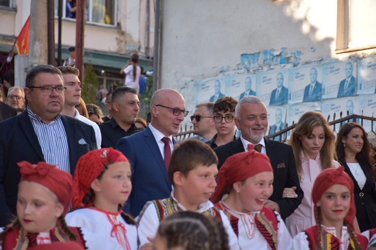 КОЊАНИЦАТА ПРИСТИГНА ВО КРУШЕВО Почна прославата на големиот Илинден