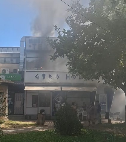 ПОЖАР ВО УГОСТИТЕЛСКИ ОБЈЕКТ НА ПАРТИЗАНСКА Пожарникарите брзо реагирале
