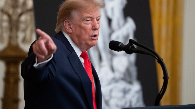 ТРАМП ЌЕ ГО ПОЕВТИНУВА ДИЗЕЛОТ СО ЗАКОН ЗА ВОЕНИ ВРЕМИЊА Шефот на САД вети брз крај на војната во Иран
